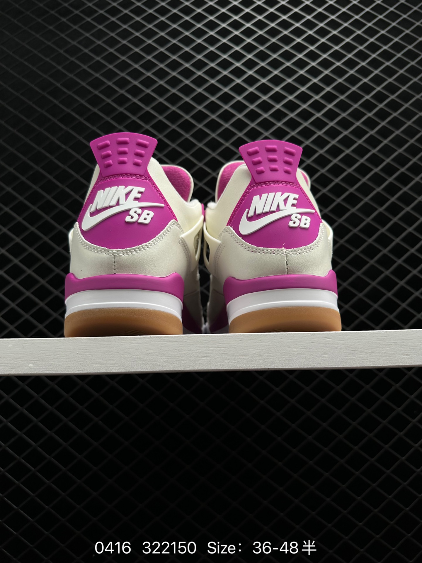 Nike Air Jordan 4 Retro OG